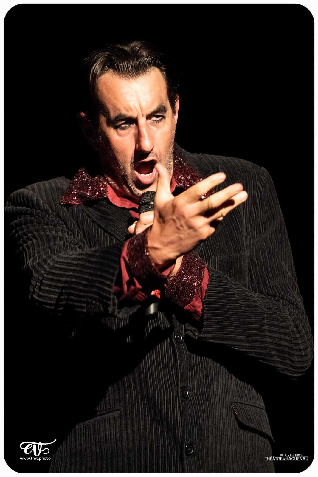 LE CABARET EXTRAORDINAIRE